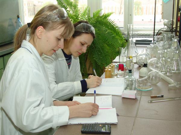 Studentki chemii 263.jpg